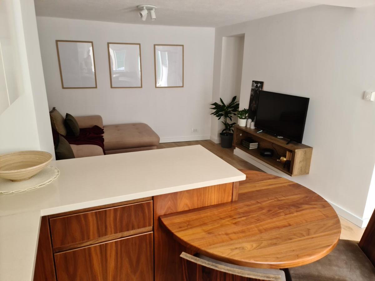 Apartments Gb Мостар Екстериор снимка
