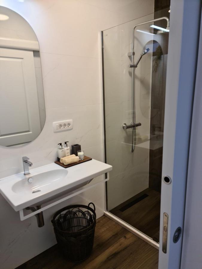 Apartments Gb Мостар Екстериор снимка