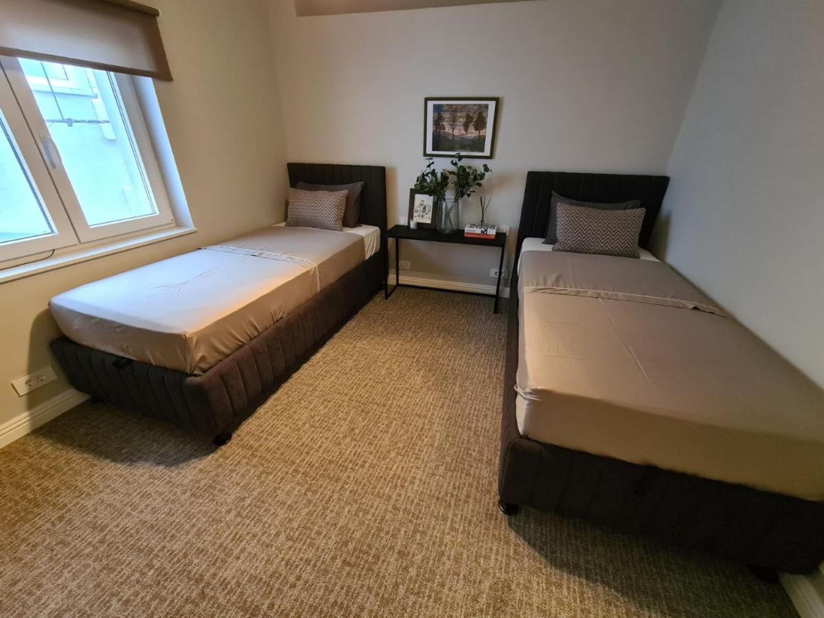 Apartments Gb Мостар Екстериор снимка